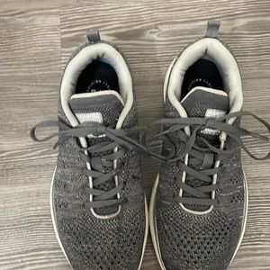 Apl Techloom Pro W- Womens- Size 9.- Gray Metallic